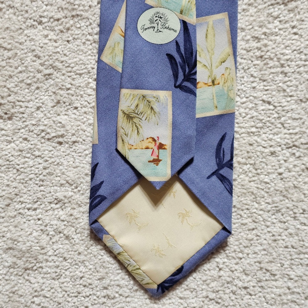 Tommy Bahama Mens Silk Beach Scene Tie Blue Palm Tree Vacation Summer Necktie - Picture 2 of 9